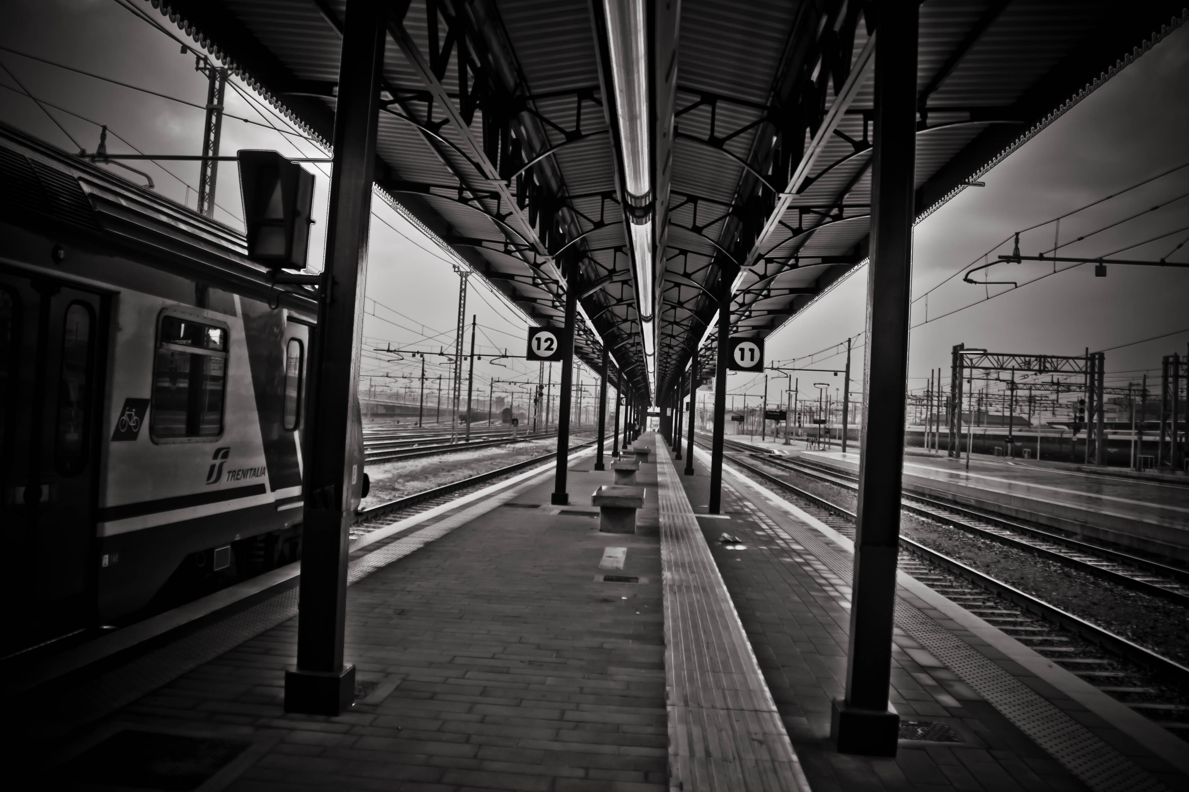 Verona Stazione B&W HDR 