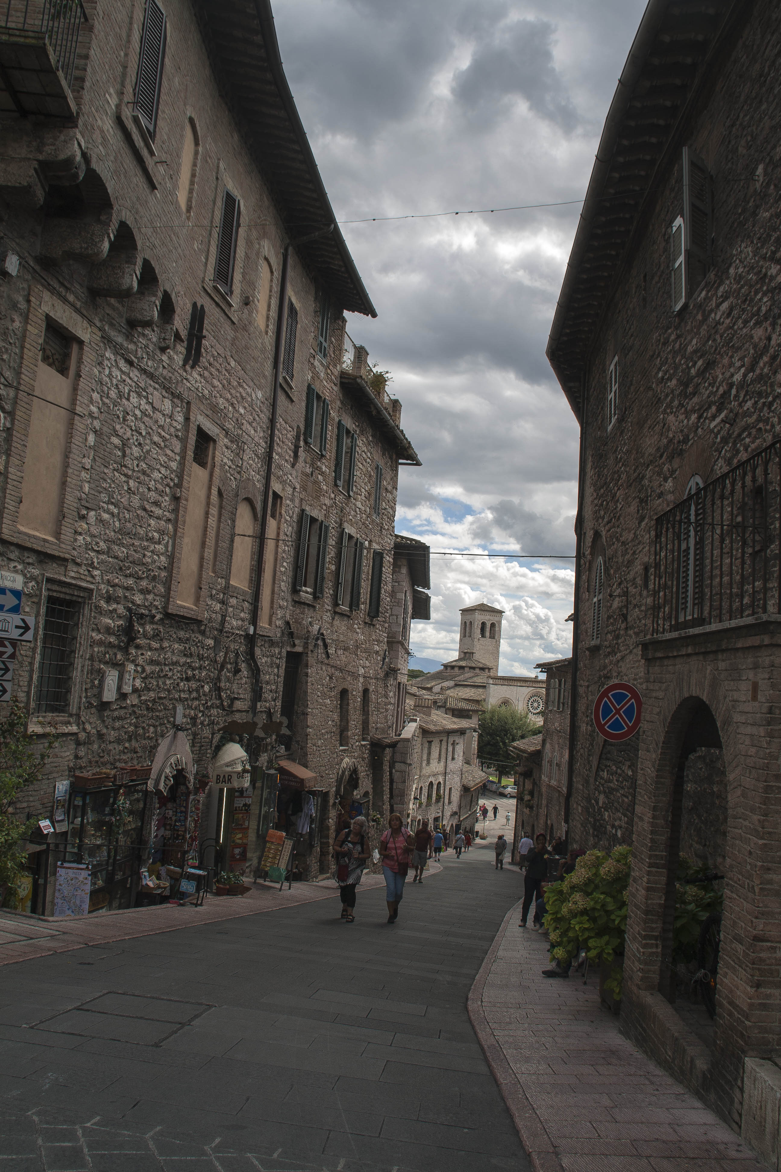 Assisi  Umbria Vie Monumenti 