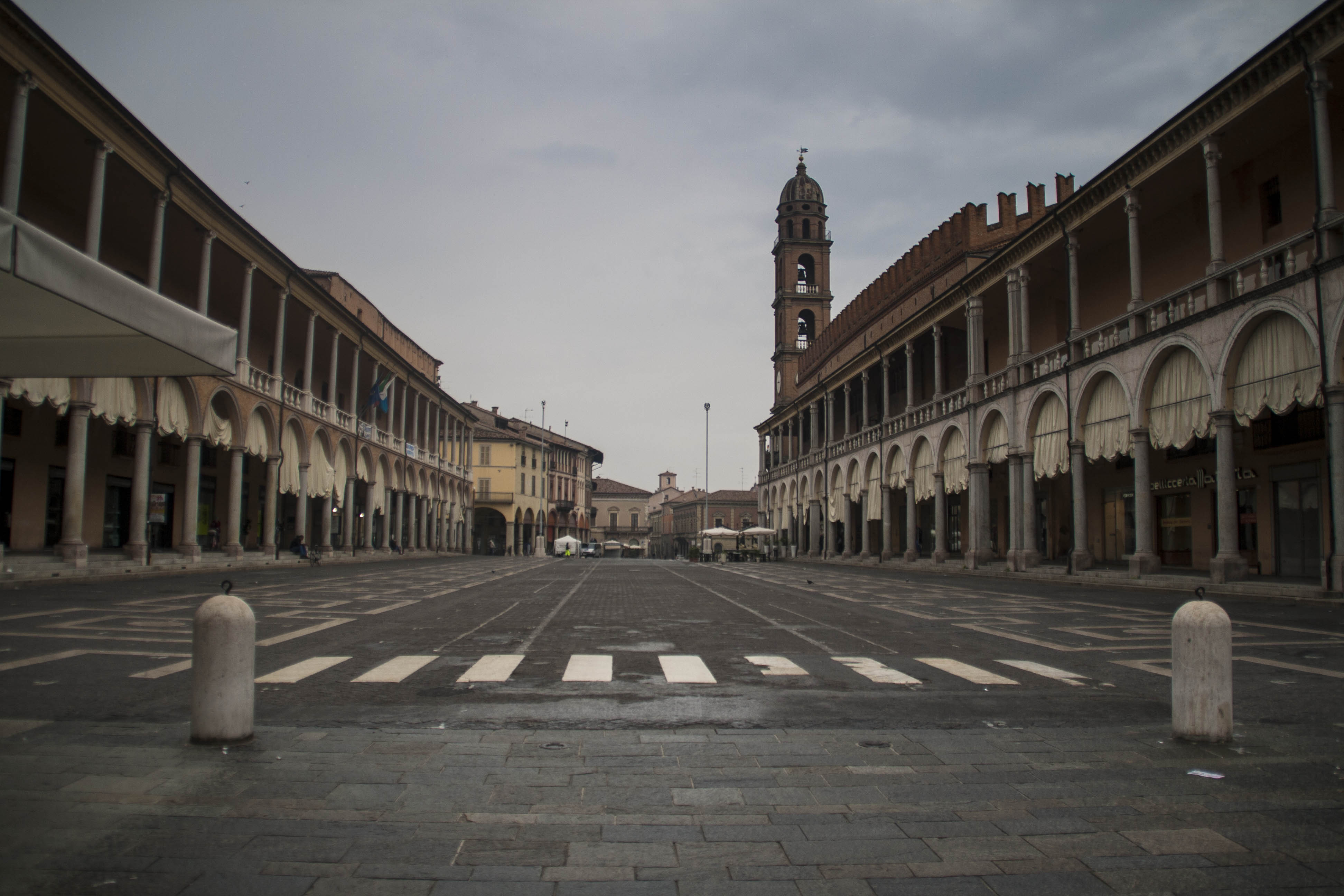 Faenza HDR Piazza Piazza del Popolo