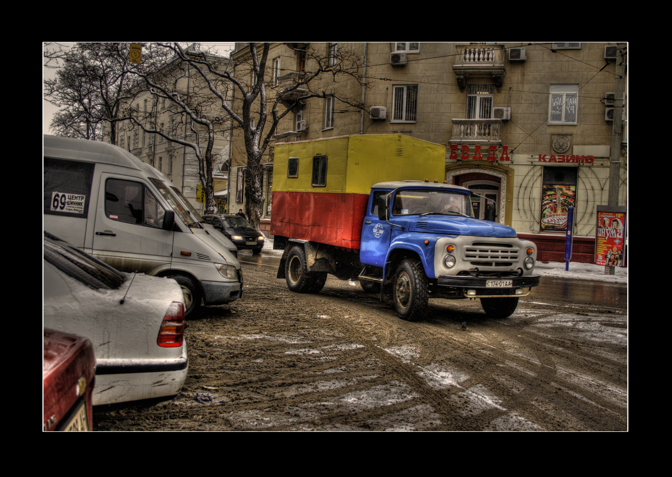 Dnipropetrovsk Ucraina Camion Ucraina HDR Camion colorato in Ucraina
