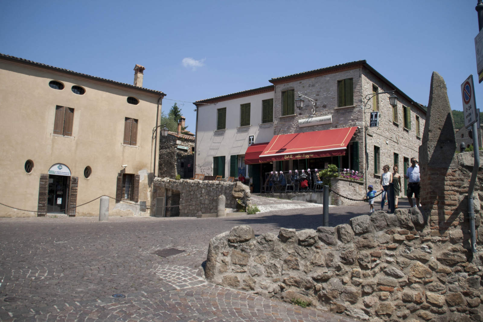Arqua Petrarca Borgo HDR 