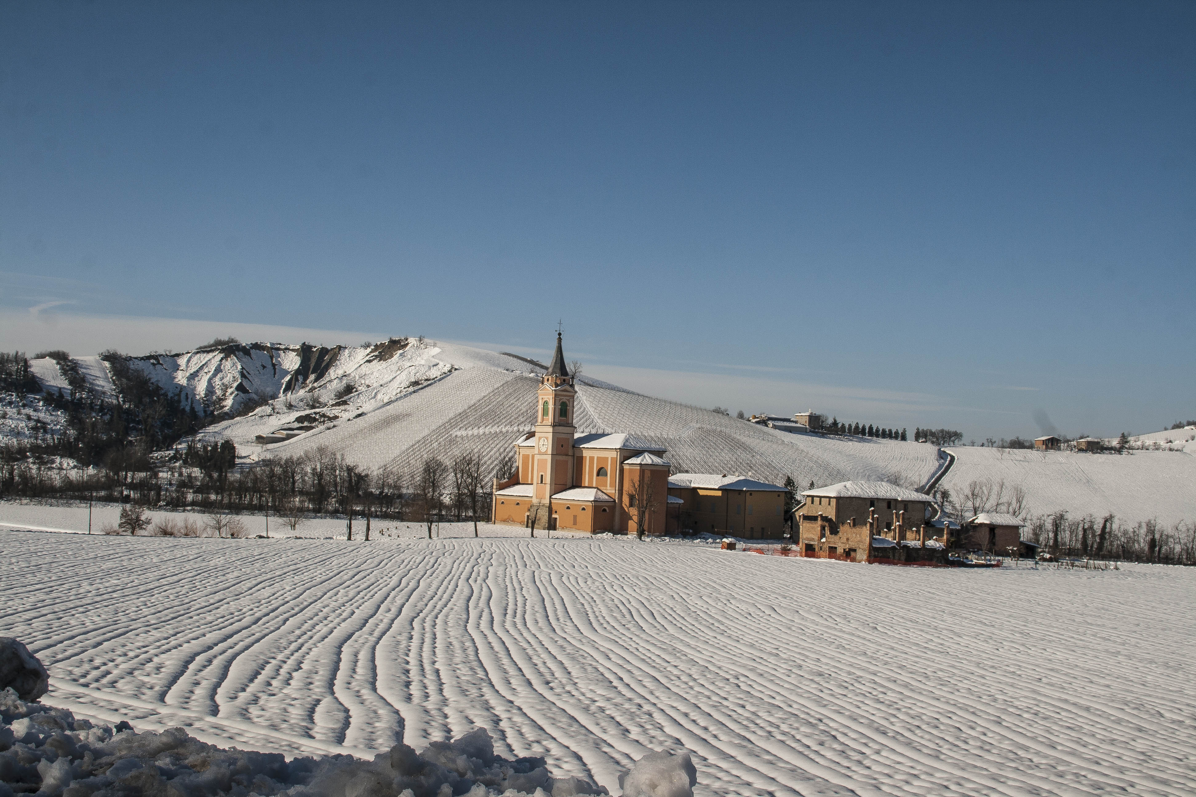 Valsamoggia (Bo) Chiesa Neve Panorama Neve 
