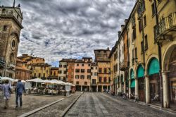 Mantova Piazza HDR 