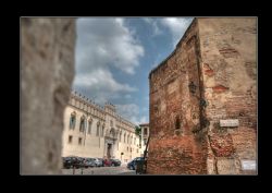 Verona Vescovado HDR Vista del Vescovado