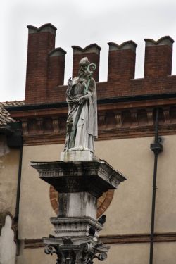 Ravenna Statua 